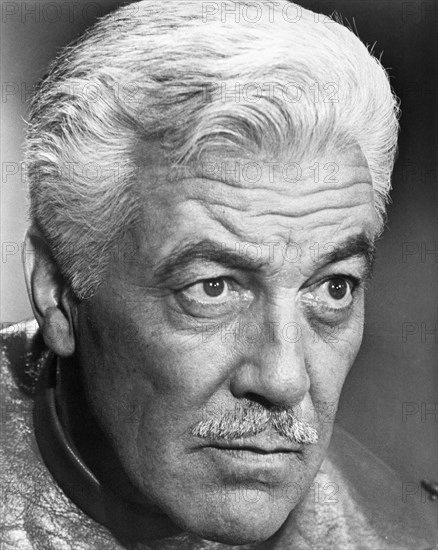 Cesar Romero, man, actor, celebrity, entertainment, historical,