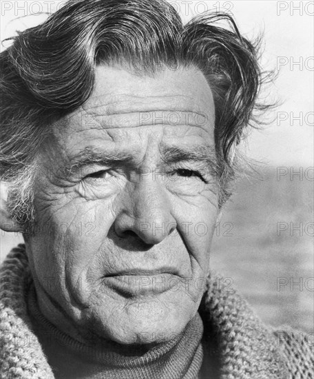 Robert Ryan, man, actor, celebrity, entertainment, historical,