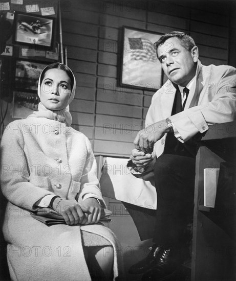 Nancy Kwan, Glenn Ford, actress, actor, celebrity, entertainment, historical,