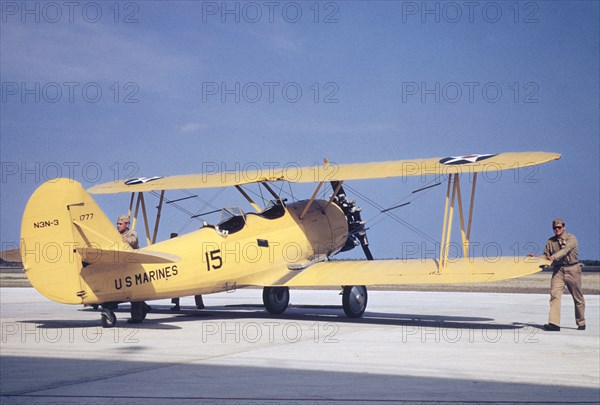 Three-quarter view of Marine Power Plane that tows Training Gliders