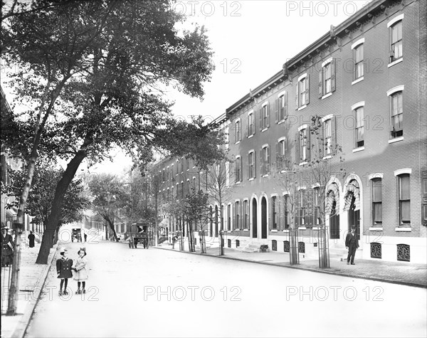 Park Avenue Street Scene