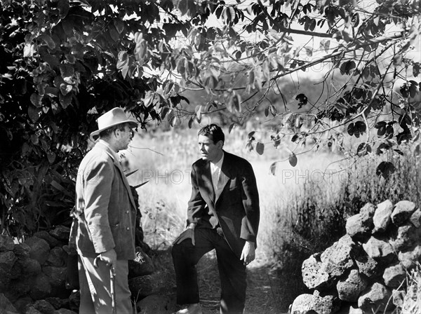 Henry Fonda (right)