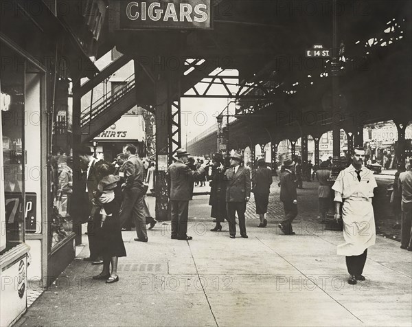 Pedestrians walking at Third Avenue and 14th Street