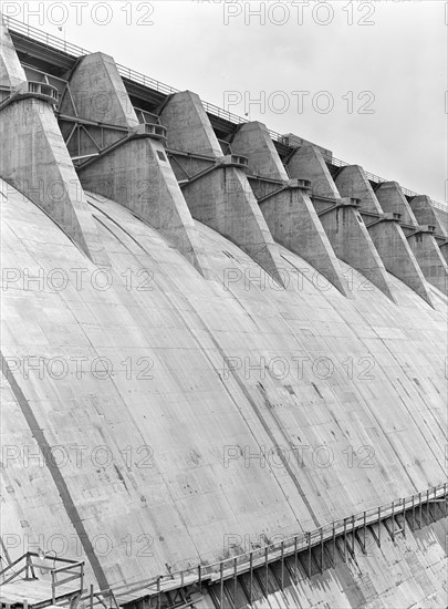 Cherokee Dam spillway