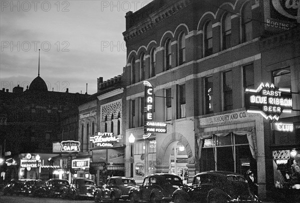 Street scene at night