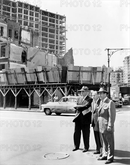 New York City mayor Robert Wagner (right) with Robert Moses (left) and Frank Meistrell (center)