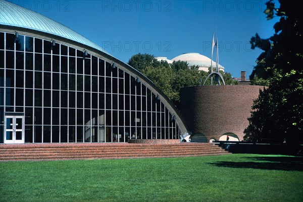 Kresge Auditorium and Chapel