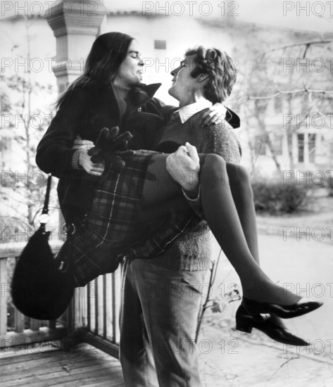 Ali MacGraw, Ryan O'Neal, on-set of the film, "Love Story", Paramount Pictures, 1970