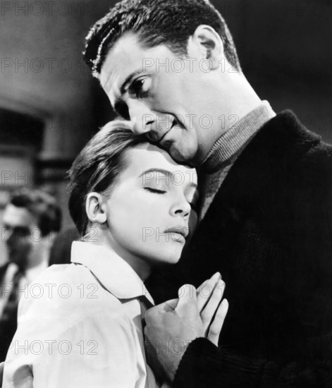 Leslie Caron, Cesare Danova, on-set of the film, "The Man Who Understood Women", 20th Century-Fox, 1959