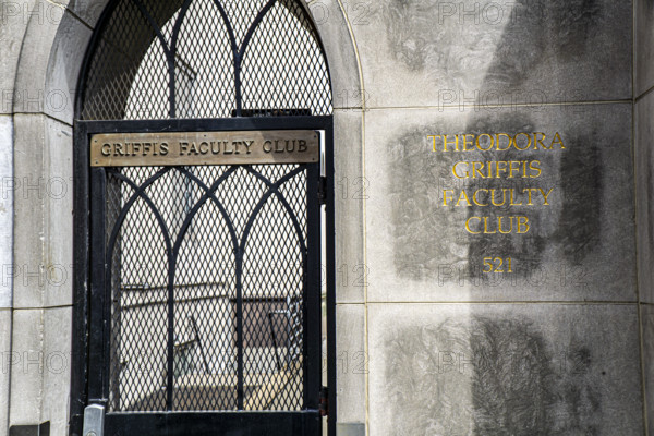 Theodora Griffis Faculty Club, New York Weill Cornell Medical Center, building exterior, entrance, 521 East 68th Street, New York City, New York, USA