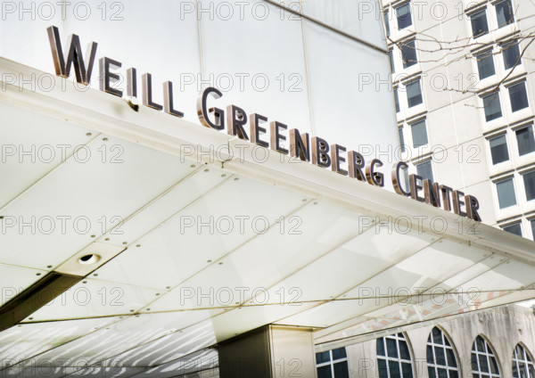Weill Greenberg Center, Weill Cornell Medicine, building exterior, 1305 York Avenue, New York City, New York, USA