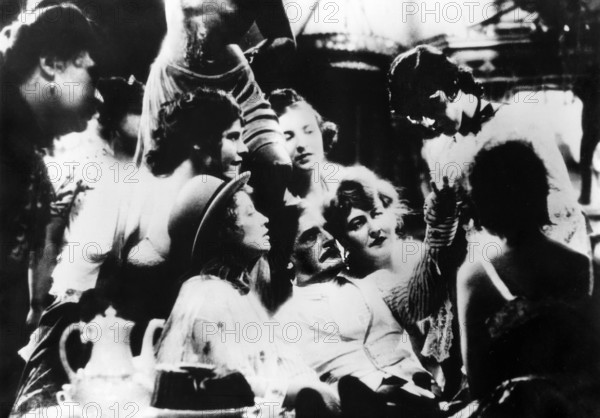Rudolf Forster, on-set of the German musical film, "The Threepenny Opera", German title: "Die 3 Groschen-Oper", photo by Casparius, 1931