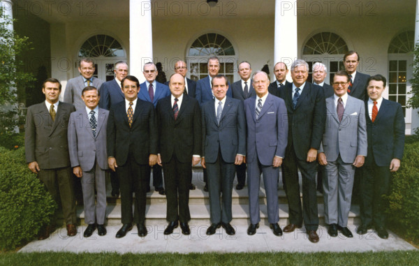 U.S. President Richard M. Nixon and his 1972 cabinet members Donald Rumsfeld, John A. Volpe, Peter Peterson, Melvin Laird, William Rogers, Rogers Morton, Elliott Richardson, Caspar Weinberger, Robert Finch, George Romney, Earl Butz, George Shultz, Spiro Agnew, Richard Kleindienst, James Hodgson, David Kennedy, and George H. W. Bush, White House, Washington D.C., USA, White House Photo Office, June 16, 1972