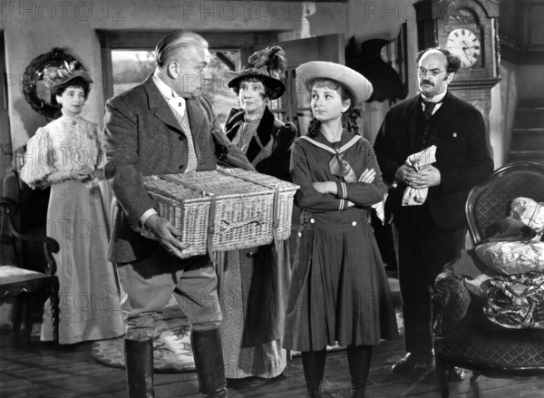 Mildred Dunnock, Nigel Bruce, Rosalind Ivan, Joan Lorring, Rhys Williams, on-set of the film, "The Corn Is Green", Warner Bros., 1945