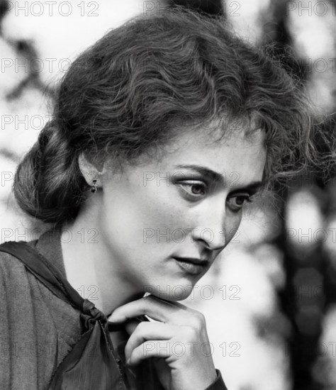 Meryl Streep, on-set of the film, "The French Lieutenant's Woman", United Artists, 1981