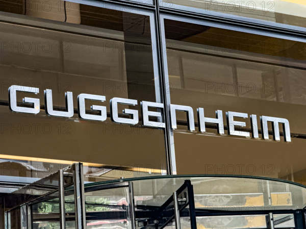 Guggenheim Partners corporate headquarters, New York City