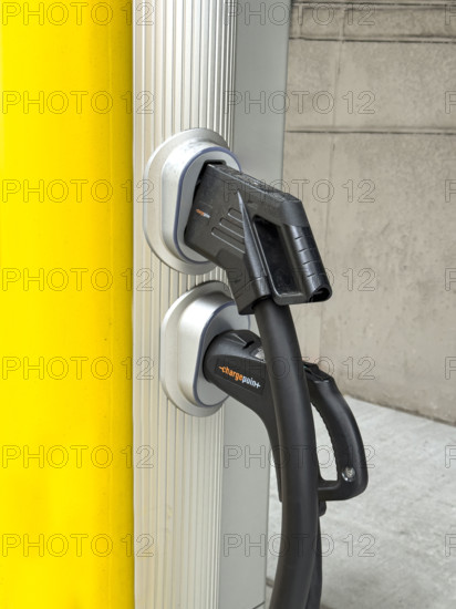 ChargePoint electric vehicle charging station, New York City