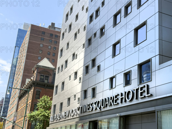 Hotel RIU Plaza New York Times Square, building exterior, Manhattan, New York City, New York, USA