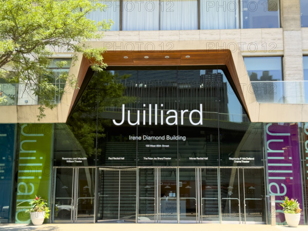The Julliard School, Irene Diamond Building, building entrance, 155 West 65th Street, Manhattan, New York City, New York, USA