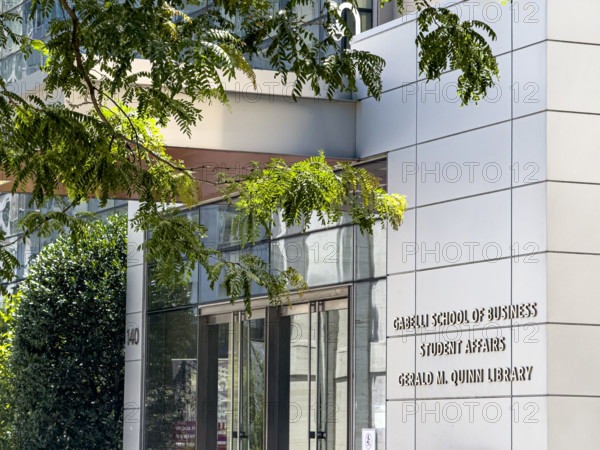 Fordham University, Gabelli School of Business, Student Affairs, Gerald M. Quinn Library, building exterior, 150 West 62nd Street, Manhattan, New York City, New York, USA