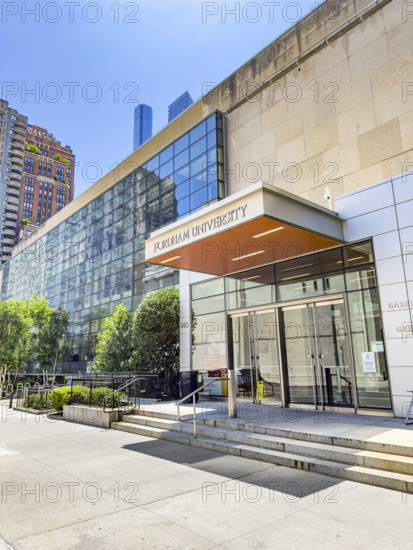 Fordham University, Gabelli School of Business, Student Affairs and Gerald M. Quinn Library, building entrance, 150 West 62nd Street, Manhattan, New York City, New York, USA