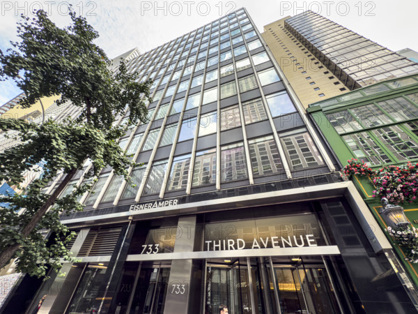 EisnerAmper office building, low angle view, 733 Third Avenue, Manhattan, New York City, New York, USA