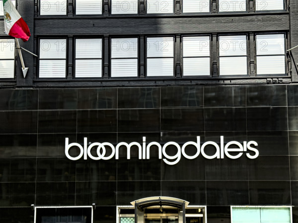 Bloomingdale's Department Store, building exterior detail, Third Avenue, Manhattan, New York City, New York, USA
