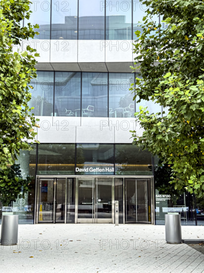 David Geffen Hall, building entrance, Columbia University Business School, Columbia University, Manhattanville Campus, 645 West 130th Street, West Harlem, Manhattan, New York City, New York, USA