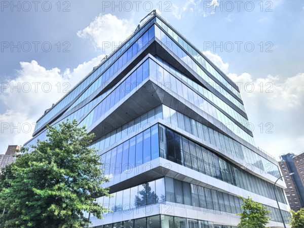 David Geffen Hall, building exterior, Columbia University Business School, Columbia University, Manhattanville Campus, 645 West 130th Street, West Harlem, Manhattan, New York City, New York, USA