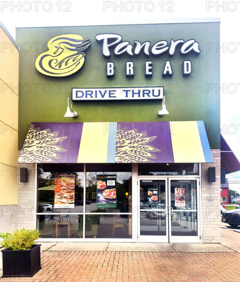 Panera Bread, building  exterior, Webster, Massachusetts, USA