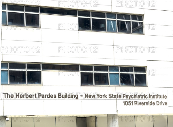 Herbert Pardes Building, building exterior detail, New York State Psychiatric Institute, Columbia University Irving Medical Center, 1051 Riverside Drive, Washington Heights, Manhattan, New York City, New York, USA