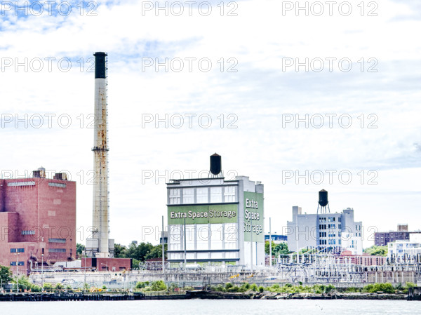 Extra Space Storage with Con Edison's old generating station, soon to be its Brooklyn Clean Energy Hub at left, Vinegar Hill, Brooklyn, New York, USA