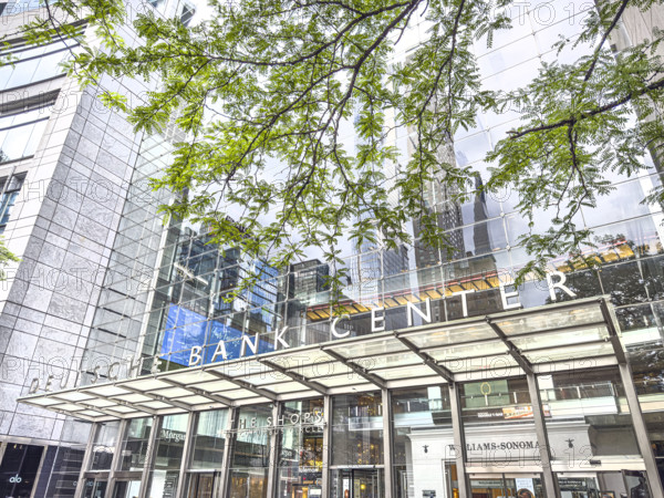 Deutsche Bank Center, building exterior entrance to The Shops at Columbus Circle, 10 Columbus Circle, Manhattan, New York City, New York, USA