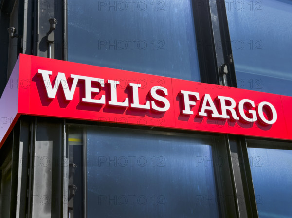 Wells Fargo retail bank, building exterior detail, 8th Avenue and 14th Street, Chelsea, Manhattan, New York City, New York, USA