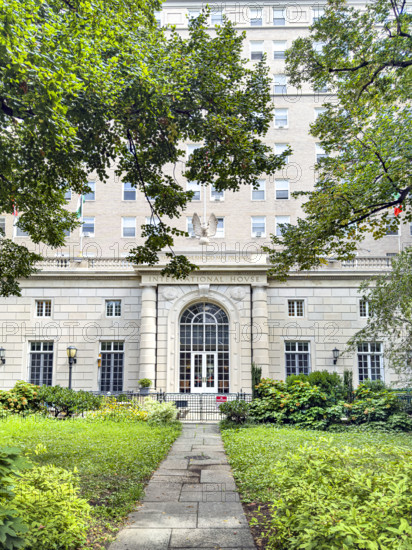 International House, a private, independent, non-profit residence and program center for postgraduate students, research scholars, trainees, and interns, building exterior, 500 Riverside Drive, Morningside Heights, Manhattan, New York City, New York, USA