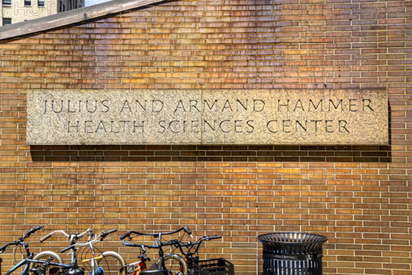 Julius and Armand Hammer Health Sciences Building, building exterior detail, New York-Presbyterian Hospital/Columbia University Irving Medical Center, 701 W 168th Street, Washington Heights, Manhattan, New York City, New York, USA