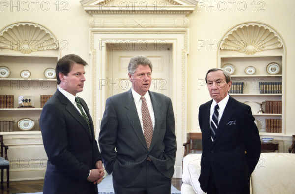 U.S. President Bill Clinton, U.S. Vice President Al Gore and U.S. Secretary of State Warren Christopher in Oval Office of the White House before Egyptian President Hosni Mubarak visit, Washington, D.C., USA, Bob McNeely, White House Photographer, April 6, 1993