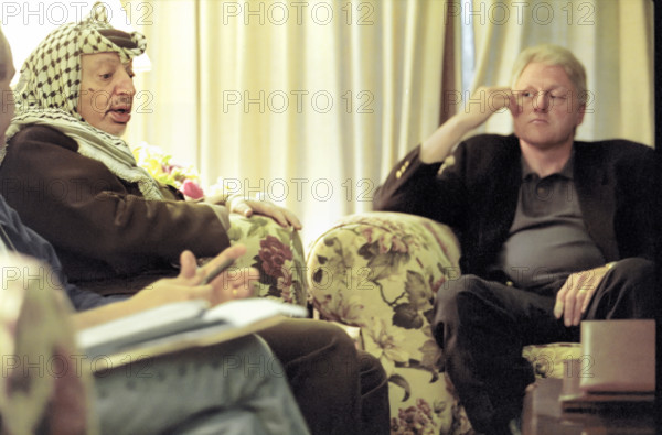 U.S. President Bill Clinton meeting with Palestinian Authority Chairman Yasser Arafat at Camp David during the Israeli/Palestinian Summit, Frederick County, Maryland, USA, David Scull, White House Photographer, July 19, 2000