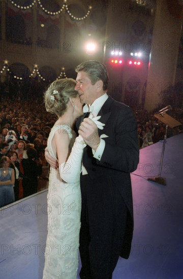 U.S. President Ronald Reagan and U.S. First Lady Nancy Reagan dancing at the Pension Building Inaugural Ball, Washington, D.C., USA, President Ronald Reagan White House Photographic Office, January 20, 1981