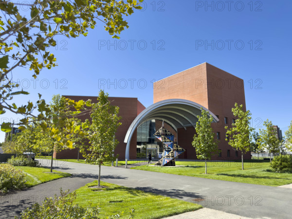 Edward and Joyce Linde Music Building, building exterior, Massachusetts Institute of Technology, 201 Amherst Street, Cambridge, Massachusetts, USA