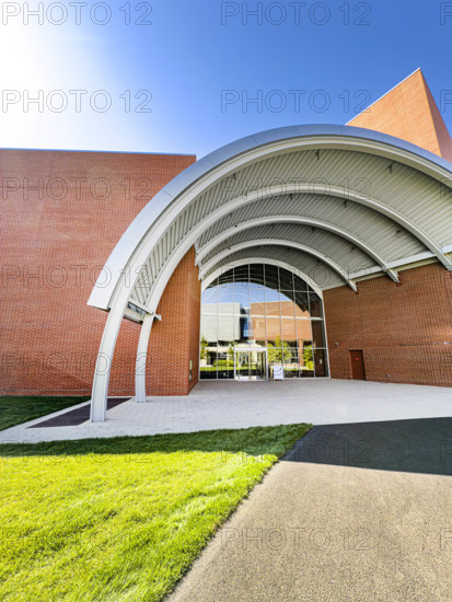 Edward and Joyce Linde Music Building, building exterior, Massachusetts Institute of Technology, 201 Amherst Street, Cambridge, Massachusetts, USA