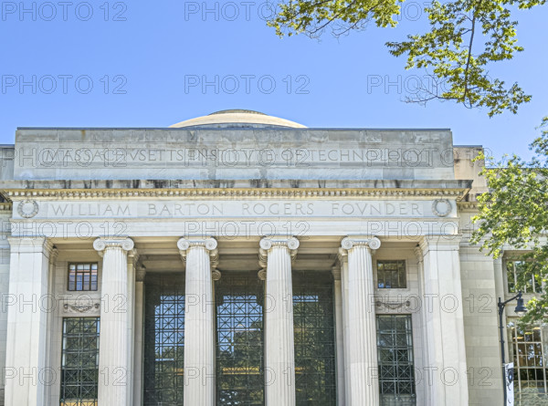 William Barton Rogers Building, MIT Building 7, building exterior detail, Massachusetts Institute of Technology, 77 Massachusetts Avenue, Cambridge, Massachusetts, USA