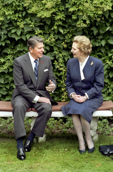 U.S. President Ronald Reagan in a bilateral meeting with British Prime Minister Margaret Thatcher Hotel Cipriani, Venice, Italy, President Ronald Reagan White House Photographic Office, June 9, 1987