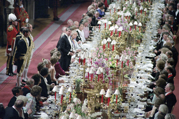 U.S. President Ronald Reagan addressing formal dinner, Windsor Castle, Windsor, Berkshire, England, UK, President Ronald Reagan White House Photographic Office, June 8, 1982