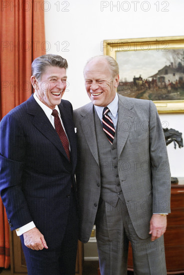 U.S. President Ronald Reagan meeting with former U.S. President Gerald Ford to discuss his upcoming trip to Europe and the Far and Middle East, White House Oval Office, Washington, D.C., USA, President Ronald Reagan White House Photographic Office, March 3, 1981