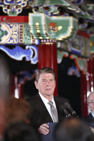U.S. President Ronald Reagan delivering speech at reception for members of the American community, Great Wall Hotel,  Beijing, People's Republic of China, President Ronald Reagan White House Photographic Office, April 28, 1984