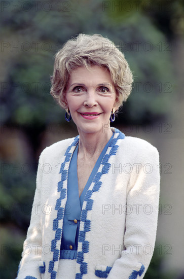 U.S. First Lady Nancy Reagan, half-length portrait on White House South Lawn, Washington, D.C., USA, President Ronald Reagan White House Photographic Office, September 14, 1988