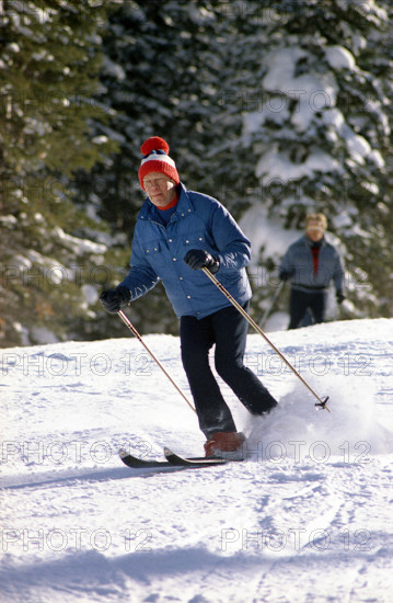 U.S. President Gerald R. Ford skiing, Vail, Colorado, USA, Gerald R. Ford White House Photographs, December 1974