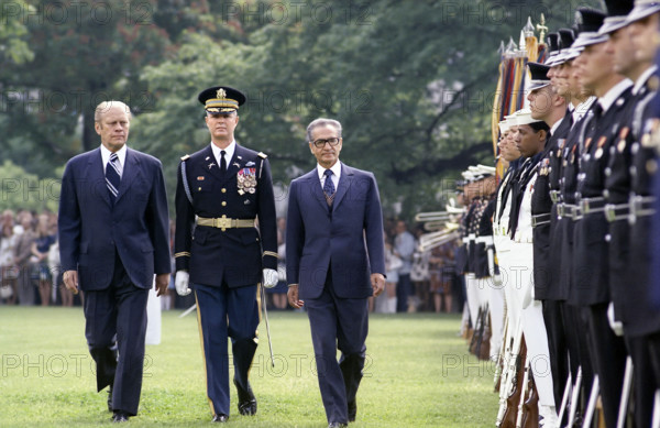 U.S. President Gerald R. Ford and Shah Mohammad Reza Pahlavi of Iran reviewing U.S. military troops on White House South Lawn, Washington, D.C., USA, Gerald R. Ford White House Photographs, May 15, 1975