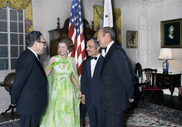 U.S. Vice President Gerald R, Ford, U.S. Second Lady Betty Ford, U.S. Secretary of State Henry Kissinger and King Hussein of Jordan converse at state dinner, White House, Washington, D.C., USA, Gerald R. Ford White House Photographs, March 12, 1974